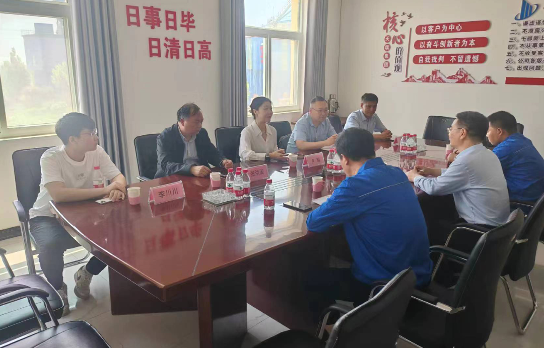 1979755541989093376.png 24134350ldhy.png