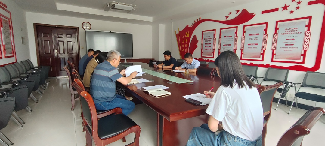 1979755883128614912.png 2413500652nr.png