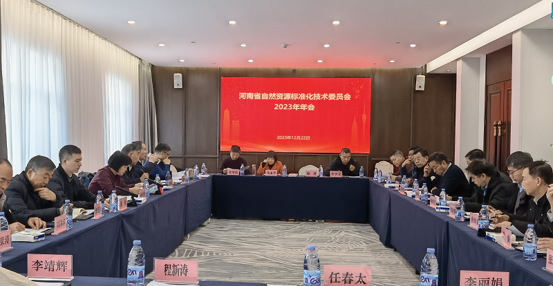 1979772051256176640.jpg 26172812aum0.jpg