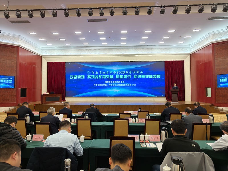 1979772756276736000.jpg 21143050xsye.jpg