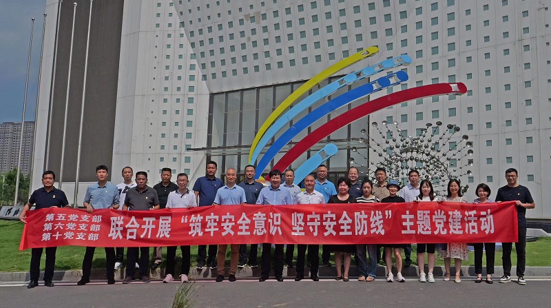 1979775774112018432.jpg 08151148z5ki.jpg